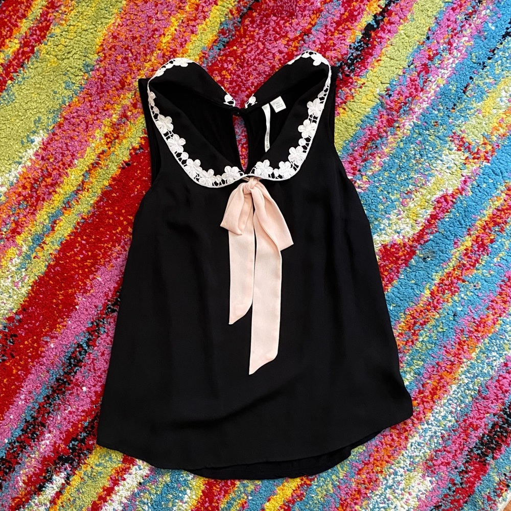 Lauren Conrad romantic dressy blouse